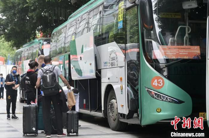 报道称，小基恩本赛季在尤文图斯没有得到足够的出场时间，他希望能跟随意大利国家队参加欧洲杯，而斯帕莱蒂更关注身体健康且状态出色的球员。